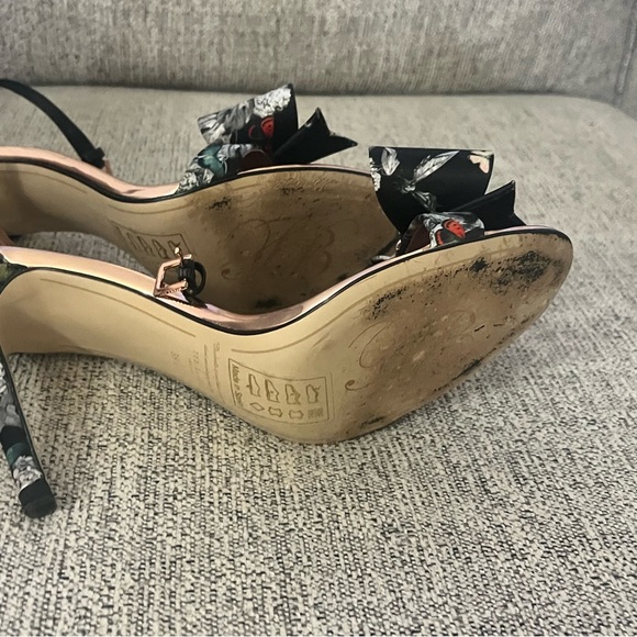Multi Floral and gold 4” Ted Baker Heels - Picture 5 of 6